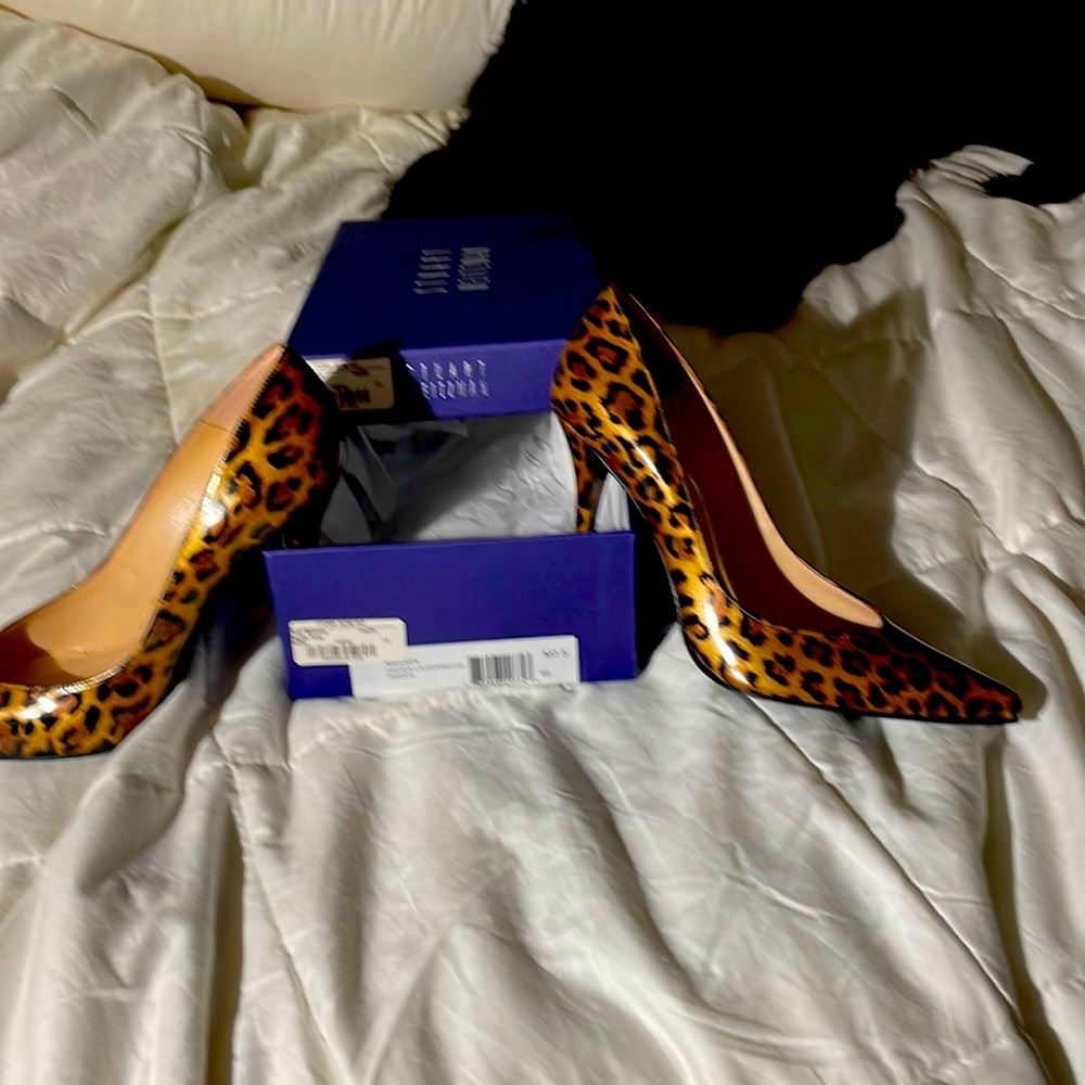 Stuart Weitzman leopard patent( cashew) stiletto heels. NIB